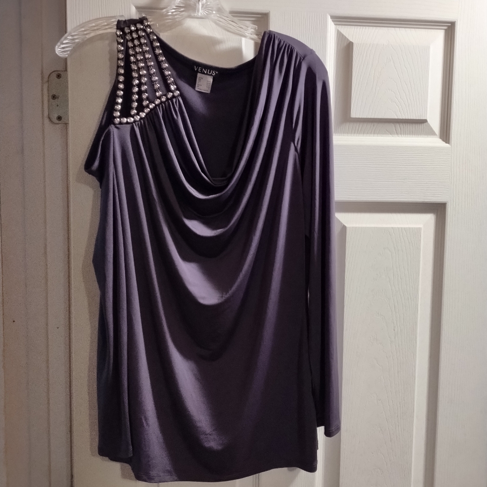 NWOT Venus embellished jersey top